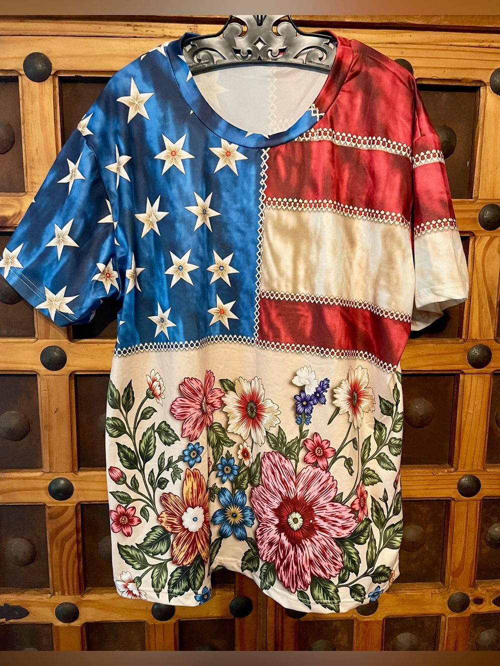 NWOT size XL LADIES Top